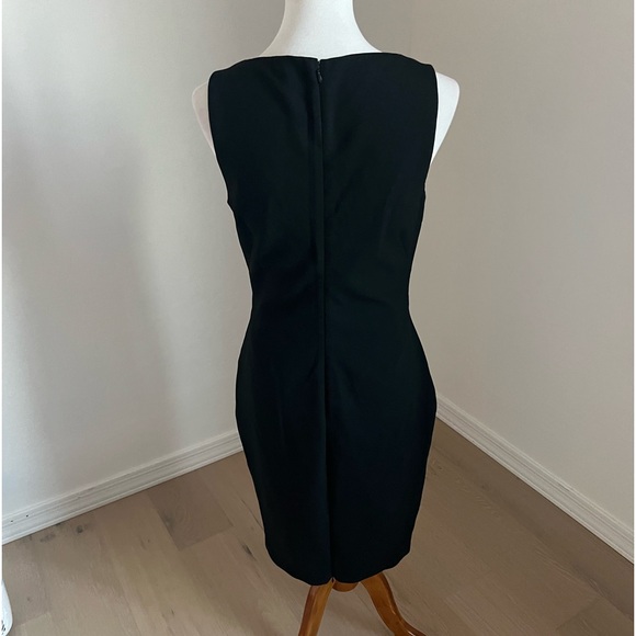 Robert Rodriguez Women's Tech Suiting Cut Out Sleeveless V-Neck Dress - Picture 10 of 11